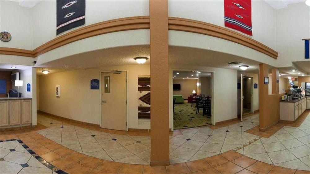 Ramada By Wyndham Santa Fe Hotel Екстериор снимка